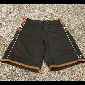 O’Neill brown board shorts size 34